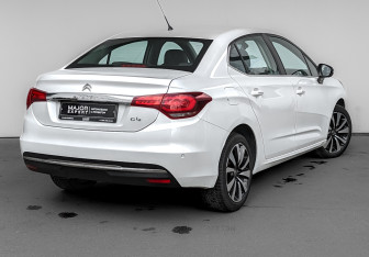 Подержанный автомобиль Citroen C4 Sedan 2021 года (5 фото)