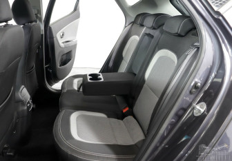 Подержанный автомобиль Kia Ceed Hatchback 2016 года (18 фото)