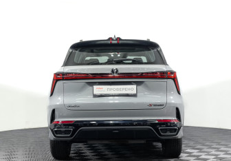 Подержанный автомобиль Changan CS75PLUS 2024 года (6 фото)