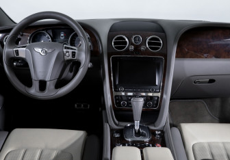 Подержанный автомобиль Bentley Continental GT Coupe 2012 года (12 фото)