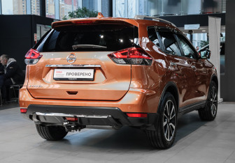 Подержанный автомобиль Nissan X-Trail 2018 года (4 фото)