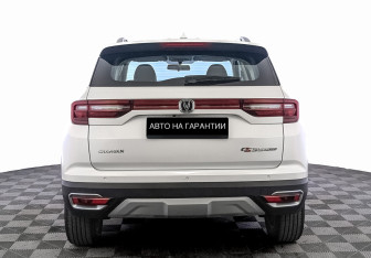 Подержанный автомобиль Changan CS35PLUS 2022 года (4 фото)