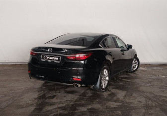 Подержанный автомобиль Mazda 6 Sedan 2018 года (6 фото)