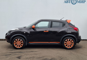 Подержанный автомобиль Nissan Juke 2013 года (8 фото)