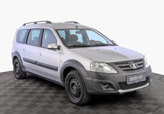 Подержанный автомобиль LADA (ВАЗ) Largus Wagon 2019 года (3 фото)