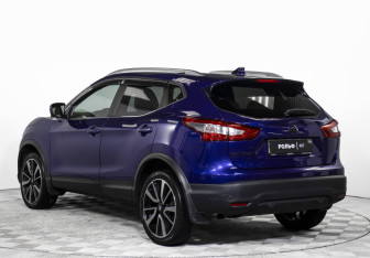 Подержанный автомобиль Nissan Qashqai 2018 года (7 фото)