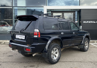 Подержанный автомобиль Mitsubishi Pajero Sport 2007 года (5 фото)