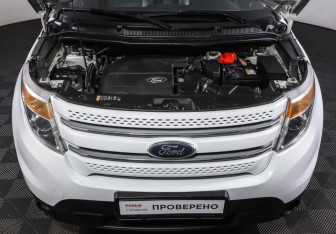 Подержанный автомобиль Ford Explorer 2013 года (9 фото)