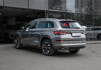 Подержанный автомобиль Skoda Kodiaq 2022 года (6 фото)