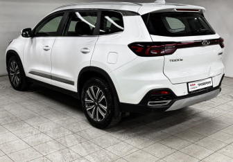 Подержанный автомобиль Chery Tiggo 8 2021 года (6 фото)