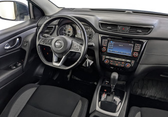 Подержанный автомобиль Nissan Qashqai 2020 года (29 фото)