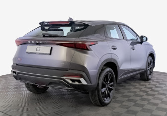 Новый Omoda C5 2024 (2 фото)