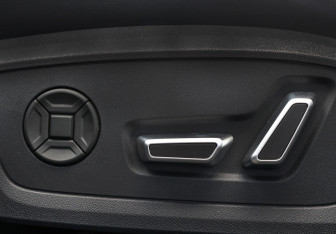 Подержанный автомобиль Audi A5 Liftback 2025 года (25 фото)