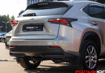 Подержанный автомобиль Lexus NX 2015 года (18 фото)