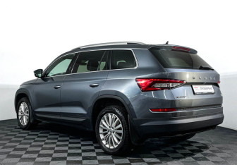 Подержанный автомобиль Skoda Kodiaq 2020 года (7 фото)