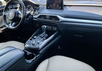 Подержанный автомобиль Mazda CX-9 2018 года (9 фото)