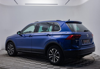 Подержанный автомобиль Volkswagen Tiguan 2019 года (3 фото)