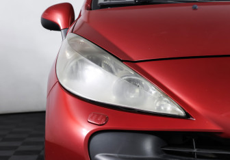 Подержанный автомобиль Peugeot 207 Hatchback 2007 года (21 фото)