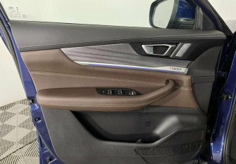 Подержанный автомобиль Chery Tiggo 8 Pro 2023 года (16 фото)