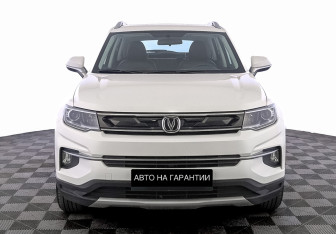 Подержанный автомобиль Changan CS35PLUS 2022 года (2 фото)