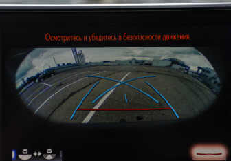 Подержанный автомобиль Lexus LX 2017 года (14 фото)