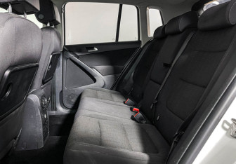 Подержанный автомобиль Volkswagen Tiguan 2012 года (10 фото)