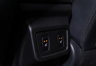 Подержанный автомобиль Mitsubishi Eclipse Cross 2019 года (16 фото)