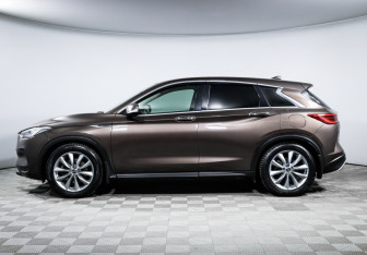 Подержанный автомобиль Infiniti QX50 2019 года (8 фото)