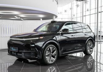 Новый LiXiang L7 2025 (2 фото)