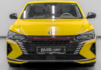 Подержанный автомобиль DongFeng Shine Max 2023 года (2 фото)