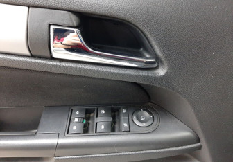 Подержанный автомобиль Opel Astra Wagon 2014 года (21 фото)