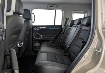 Подержанный автомобиль Jetour T2 2024 года (18 фото)