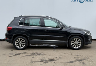 Подержанный автомобиль Volkswagen Tiguan 2011 года (4 фото)