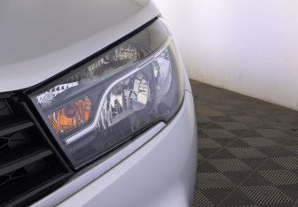 Подержанный автомобиль LADA (ВАЗ) Vesta Sedan 2018 года (11 фото)