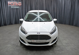 Подержанный автомобиль Ford Fiesta Sedan 2016 года (2 фото)