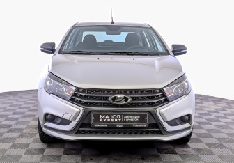 Подержанный автомобиль LADA (ВАЗ) Vesta Sedan 2018 года (2 фото)