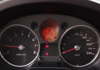 Подержанный автомобиль Nissan X-Trail 2007 года (13 фото)