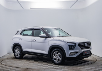 Подержанный автомобиль Hyundai Creta 2022 года (3 фото)