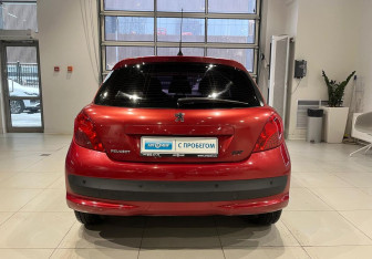 Подержанный автомобиль Peugeot 207 Hatchback 2008 года (5 фото)