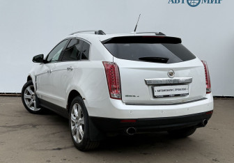 Подержанный автомобиль Cadillac SRX 2010 года (7 фото)