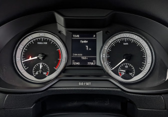 Подержанный автомобиль Skoda Octavia Liftback 2019 года (16 фото)