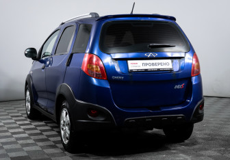 Подержанный автомобиль Chery IndiS (S18D) 2012 года (7 фото)