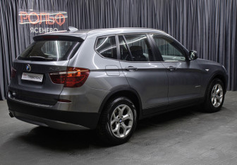 Подержанный автомобиль BMW X3 2013 года (5 фото)