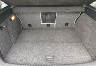 Подержанный автомобиль Volkswagen Tiguan 2010 года (13 фото)
