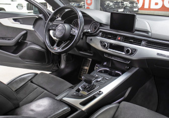 Подержанный автомобиль Audi A4 Sedan 2016 года (11 фото)