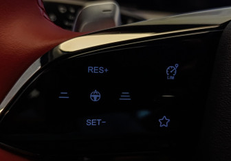 Подержанный автомобиль Exeed RX 2023 года (26 фото)