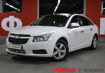 Подержанный автомобиль Chevrolet Cruze Sedan 2010 года (1 фото)
