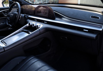 Подержанный автомобиль Exeed TXL 2023 года (9 фото)