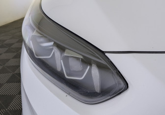 Подержанный автомобиль Kia Ceed Wagon 2022 года (11 фото)