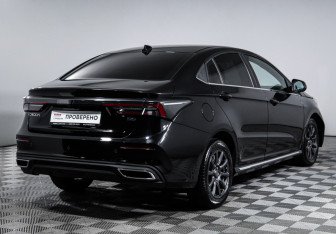 Подержанный автомобиль Omoda S5 2024 года (5 фото)